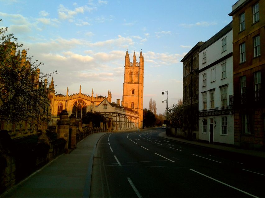 Oxford: Chauffeured Punting River with Optional Walking Tour - What $168 per person really buys you