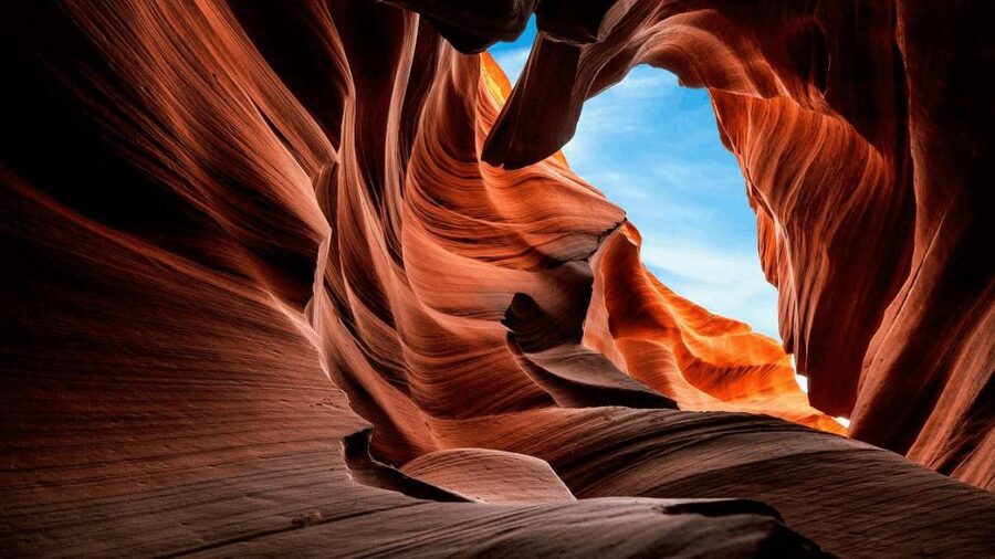 Page: Upper Antelope Canyon Prime Time Entry & Navajo Guide. - Key points before you book
