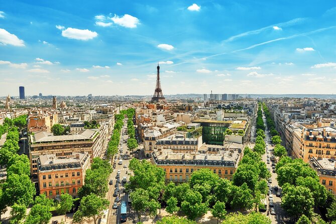 Paris Airport Transfer: Paris to Paris Airport CDG by Luxury Van - Price: when $112.70 per person makes sense