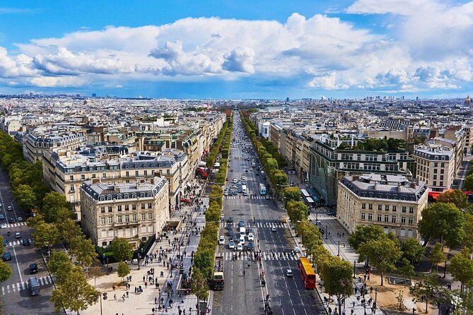 Paris Airport Transfer: Paris to Paris Airport CDG by Luxury Van - Should you book it?