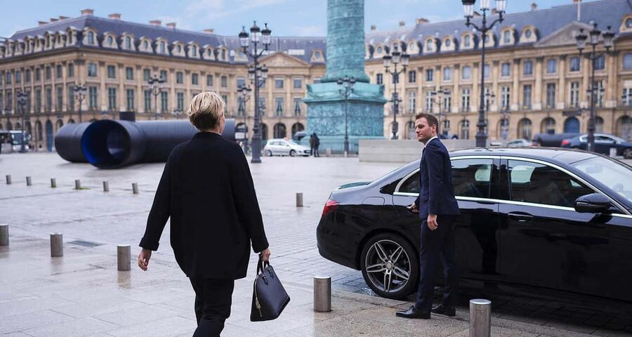 Paris Half-Day City Tour with a Private Driver - The Eiffel Tower sets the tone