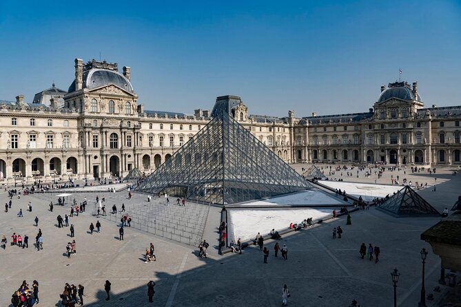 Paris highlights sightseeing tour with private Transportation - Île Saint-Louis and Notre-Dame
