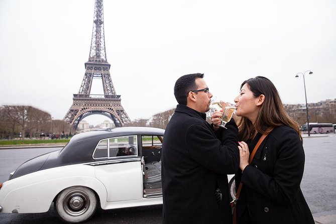 Paris Picturesque Romanic Luxury Vintage Rolls Royce Tour - The Eiffel Tower and changing city views