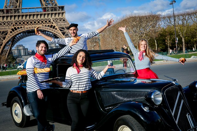 Paris Private Guided Tour in a Vintage Car with Driver - Place Vendôme and the grand central districts