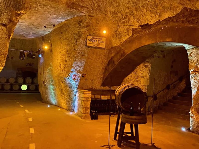 Paris: Ruinart and Veuve Clicquot Champagne Tour by Mercedes - Veuve Clicquot and the tasting choice