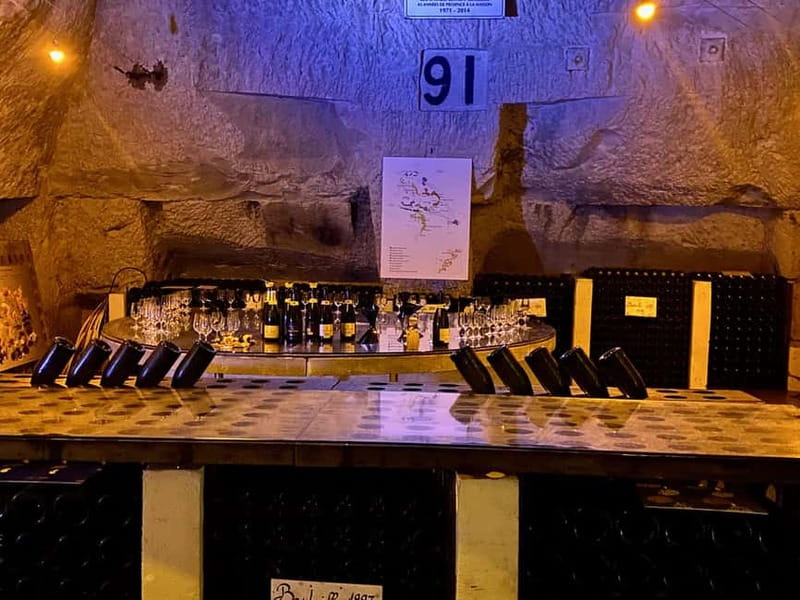 Paris: Ruinart and Veuve Clicquot Champagne Tour by Mercedes - The return to Paris