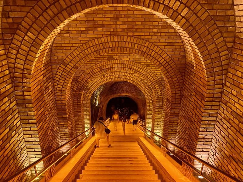 Paris: Ruinart and Veuve Clicquot Champagne Tour by Mercedes - Is $808 per person good value?