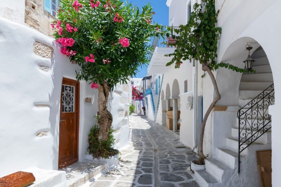 Paros: Exclusive Sunset Highlights Tour by Luxury Minivan - Sunset at Agioi Anargyroi