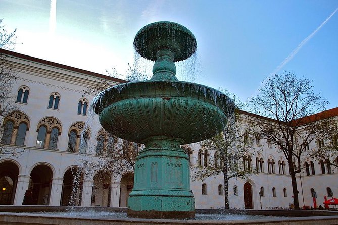 Private 2.5 hour city tour of Munich with driver/guide - Why the private vehicle matters