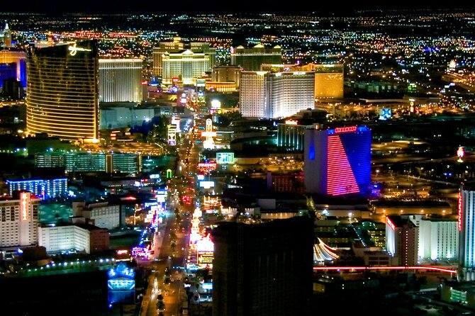 Private 2-Hour Limo Tour of Las Vegas with Champagne - Cruising past the Strip’s big names