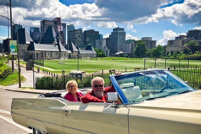 PRIVATE 3-hour COMPLETE tour of Montréal in convertible Cadillac - Old Montréal starts the story