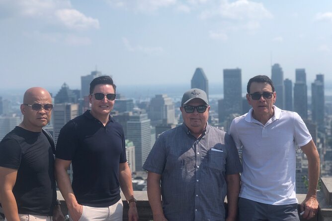 PRIVATE 3-hour COMPLETE tour of Montréal in convertible Cadillac - Comfort, weather, and practical planning
