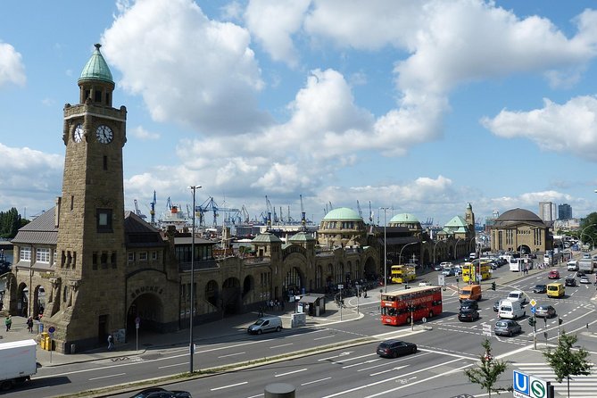 Private 3-Hour Hamburg Sightseeing Tour in a Mercedes Limousine - Why a limousine makes sense in Hamburg