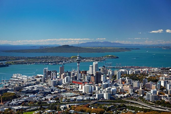 Private Auckland City Tour For Small Group in a luxury vehicle. - Maungawhau gives you the big picture first