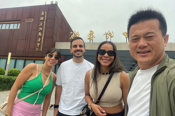 Private Car And Driver Service For Beijing City Tours - Reaching the Great Wall without arranging separate transport