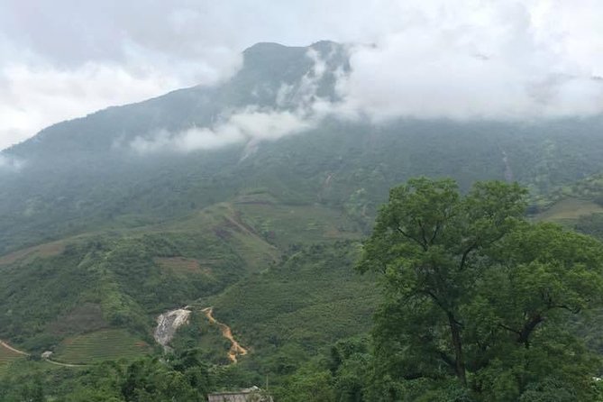 Private Car and Tour Guide Exploring Northern Vietnam - What the guide adds