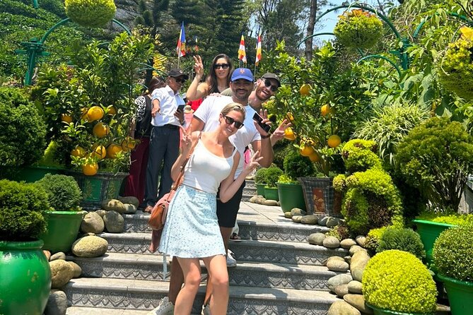 Private Car Da Nang/Hoi An To Golden Brigde with English Driver - Why the Golden Bridge works best with a private car