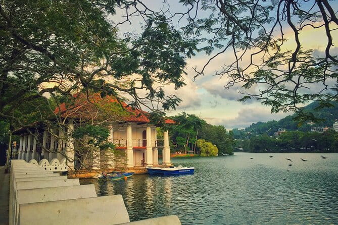 Private Car & English-Speaking Driver – Sri Lanka Island wide - Who will get the most from this service