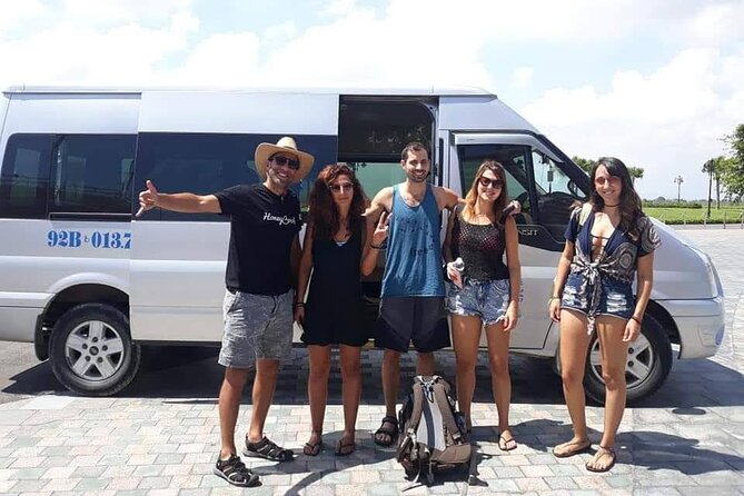 Private Car from Da Nang Airport or Da Nang to Hoi An - Finding your driver at Da Nang Airport