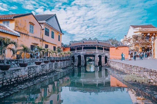 Private car from Danang to Hoi An - Comfort, Communication, and Luggage Help