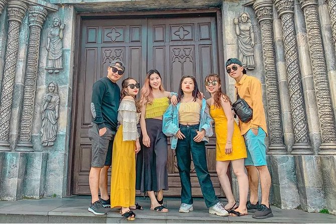 Private car from Hoi An to Ba Na Hills / Golden Bridge Round Trip - Why the driver matters on this transfer