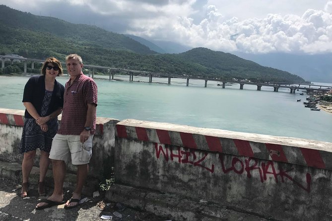 Private Car from Hue To Hoi an with English Speaking Driver - The driver makes the difference