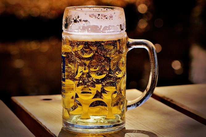 Private Car from Munich to Prague: Transfer with 2h Sightseeing - Pilsen: Beer, Lunch, and a Useful Pause