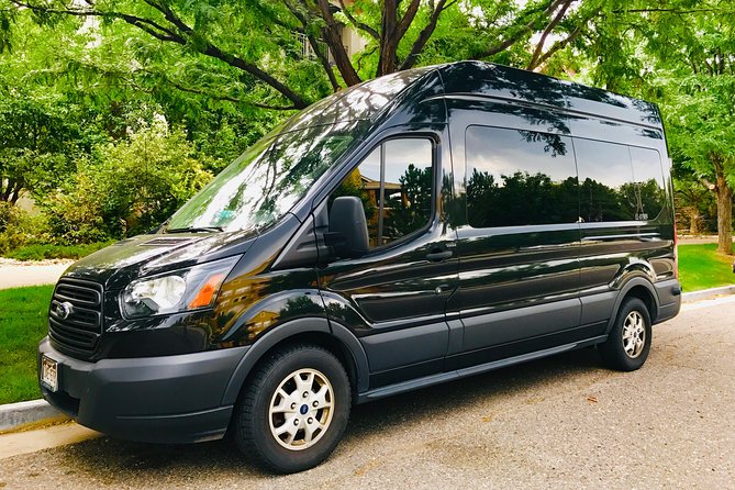 Private Car Service from Aspen or Snowmass to Denver Int'l Airport (DEN) - Pickup Details You Should Confirm