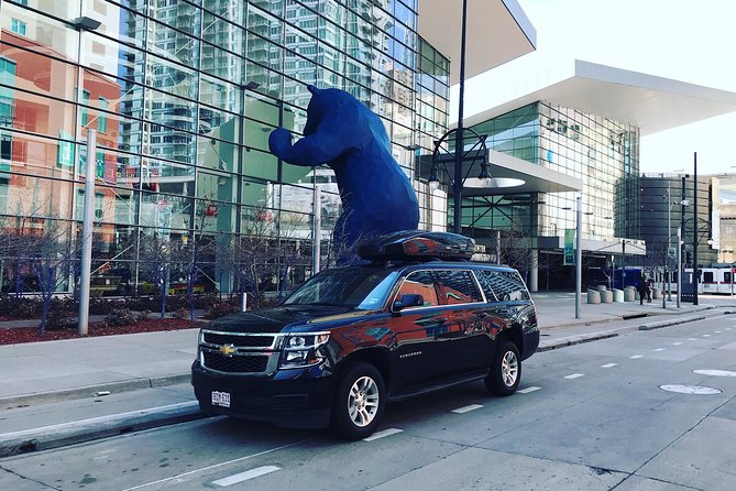 Private Car Service from Breckenridge or Keystone to Denver Int'l Airport (DEN) - Bottled water, child seats, and ski storage