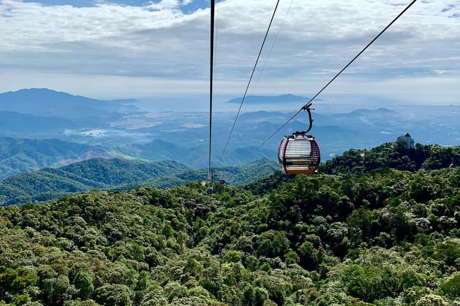 Private Car To Golden Bridge-Ba Na Hills From HoiAn/DaNang - Why a private car works well for this day