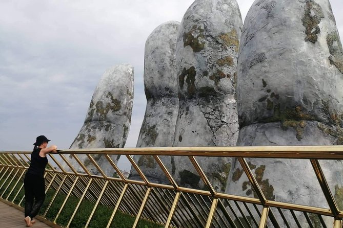 Private Car to Golden Bridge -Ba Na Hills : Hoi An/ Da Nang - Walking across the Golden Bridge