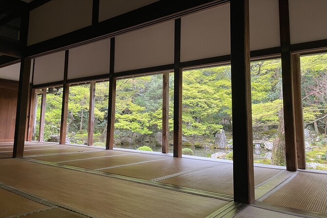 Private car tour Let's uncover secrets of majestic Kyoto history - Ryoan-ji and Kyoto’s rock garden