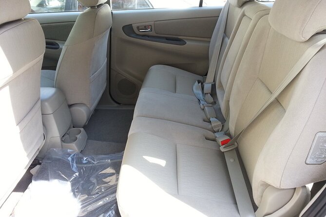Private car transfer from Hanoi Airport to Hotels - The Private Car Ride Into Hanoi