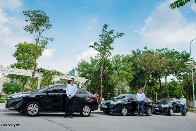 Private car transfer from Hoi An to Da Nang Airport( 1 way ) - The road to Da Nang takes about 45 minutes