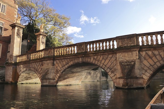 Private Chauffeur Punt Tour - Clare College and the gardens beside the river
