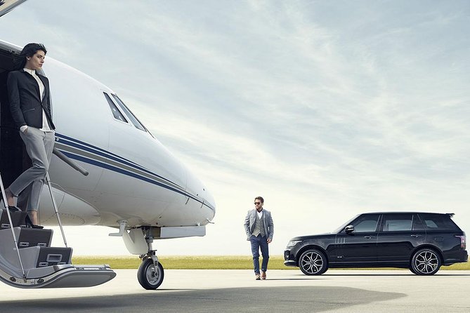 Private Chauffeured Luxury Range Rover at Your Disposal in London Full Day - What private sightseeing adds in central London