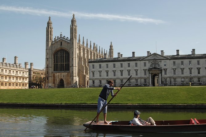 Private Chauffeured Range Rover to Cambridge from London - Key points at a glance