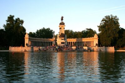 Private City Tour Madrid with Driver and Guide