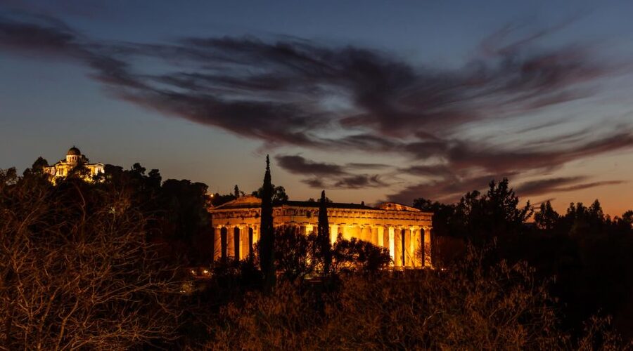 "Private City Tour of Athens" - Parliament and the Tomb of the Unknown Soldier
