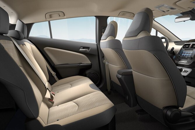 Private City Transfers From Colombo to other Areas (Private Car or MPV) - Who will get the most from this transfer