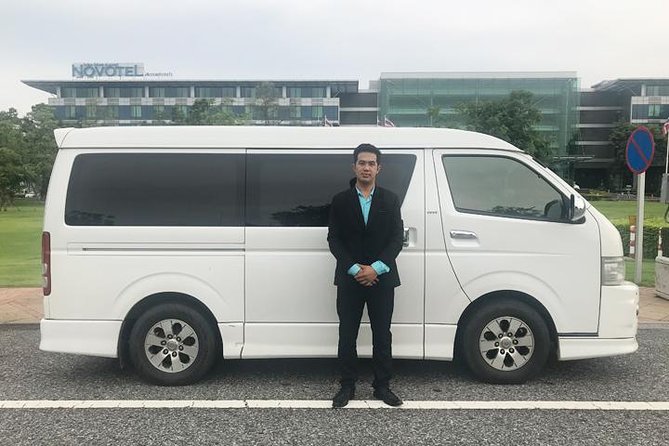 Private Customized Bangkok Tour With Driver - A private car changes how you see Bangkok