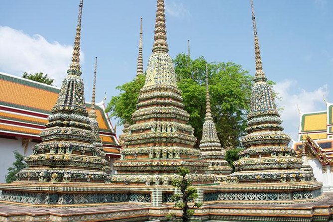 Private Customized Bangkok Tour With Driver - The driver makes or breaks the experience