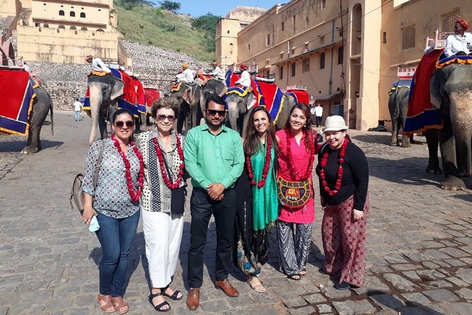 Private day tour of Jaipur with Driver and Guide - Two hours at Amber Palace