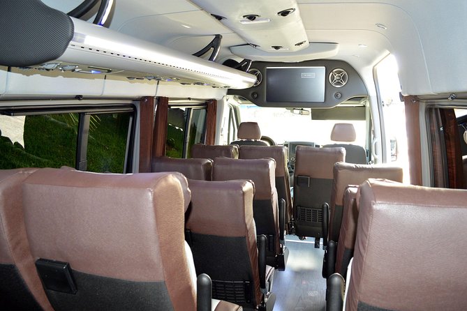 Private Departure Luxury Transfer Hotels to: San Jose International Airport (1 - 5) - Final recommendation for your Los Cabos departure