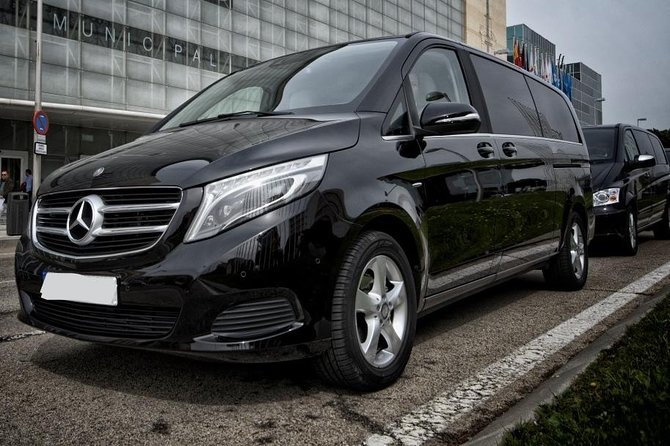Private Departure Munich City to Munich Airport by Luxury Van - Key points for a smooth Munich airport departure