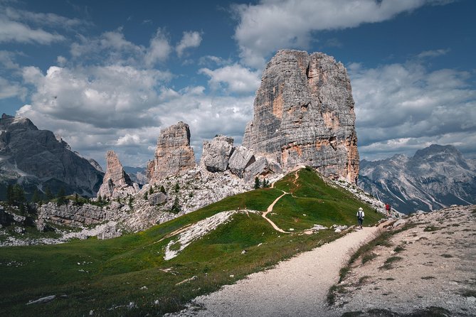 Private Dolomites Day Trip from Venice by Mercedes Class e Lux - Lago di Braies and the most recognizable water stop