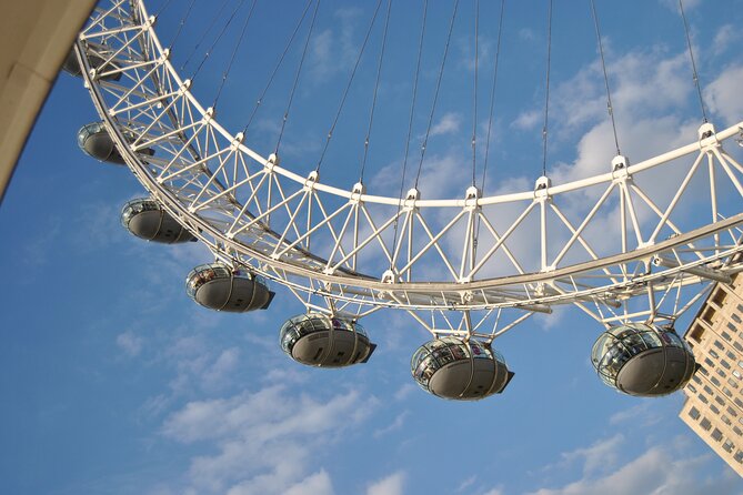 Private Driver at Your Disposal in London - Kensington Palace and the London Eye