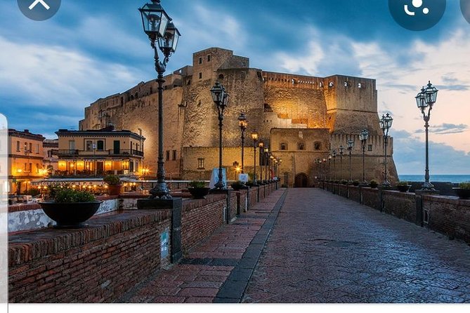 Private driver from Naples airport to the center or vice versa - What the 30-minute transfer actually covers