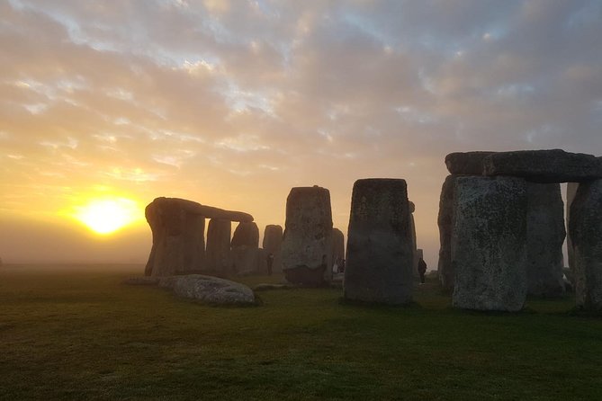 Private Driver guided tour Stonehenge Windsor castle and Bath. - Weather, meals, and the practical details