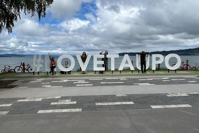 Private Driver Hire – Full-Day Touring-Auckland/Rotorua/Hamilton - Price, group size, and real value
